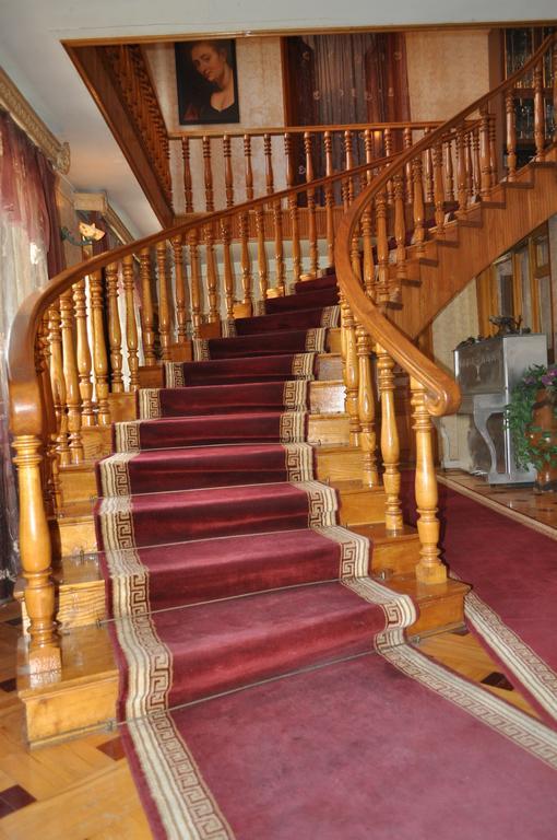 Guest House Cico Telavi Eksteriør bilde